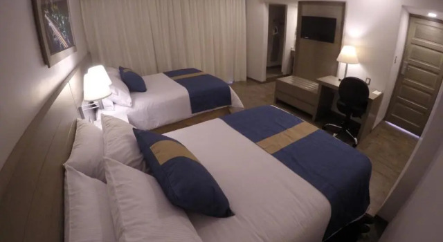 Четырёхместный номер Standard Hotel Mansur Business & Leisure