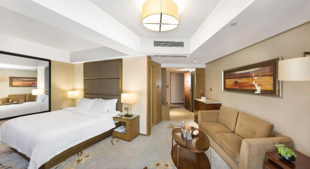 Номер Business The L.A.Hotel