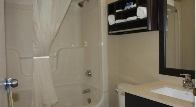 Двухместный номер Standard Цокольный этаж Comfort Inn Trenton