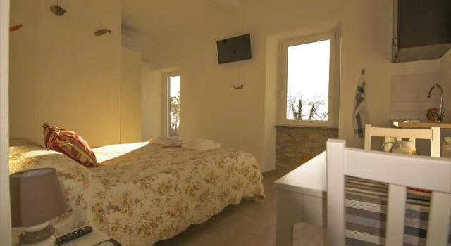 I Tre Grappoli, Book Hotel Vernazza Cinque Terre
