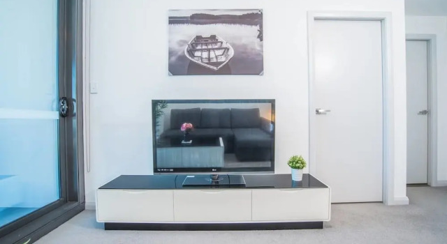Minimalism Modern Apartment With Water View, Забронировать Апартаменты/квартира Апартаменты Беррили, Апартаменты/квартира