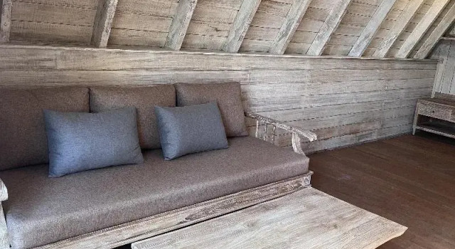 Люкс с балконом и с видом на бассейн Rama Garden Lembongan