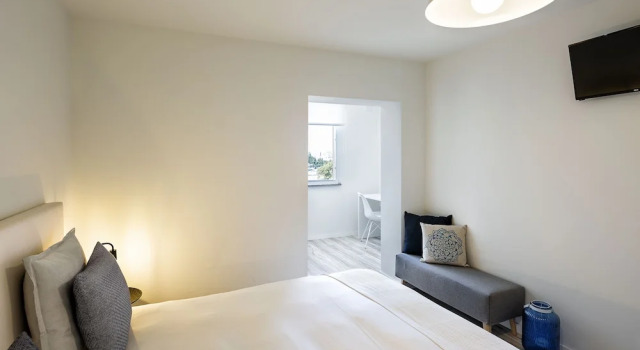 Люкс Executive JR Studios & Suites I Rius I