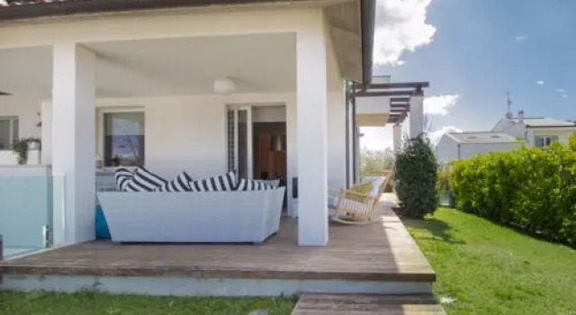 House Leisma San Vincenzo