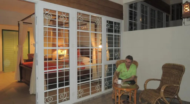 Suite Hotel Deli River