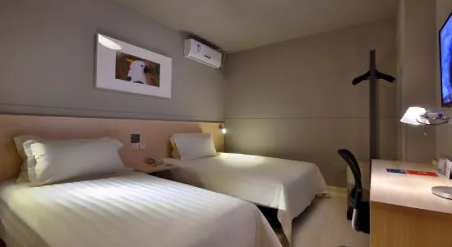 Номер Standard с видом на улицу Jinjiang Inn Chengdu Dianzi Road