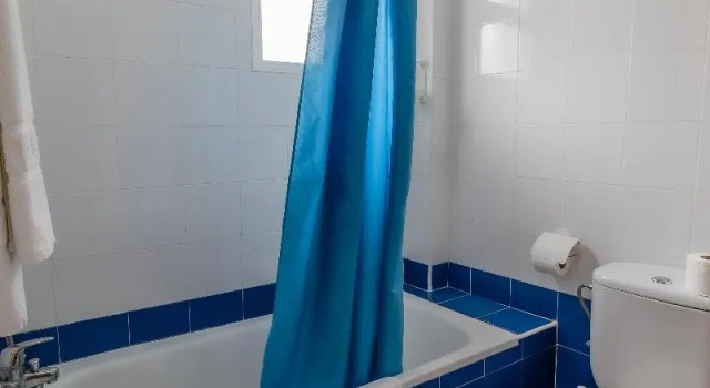 Трёхместный номер Standard с балконом Hotel Las Errizas by Vivere Stays