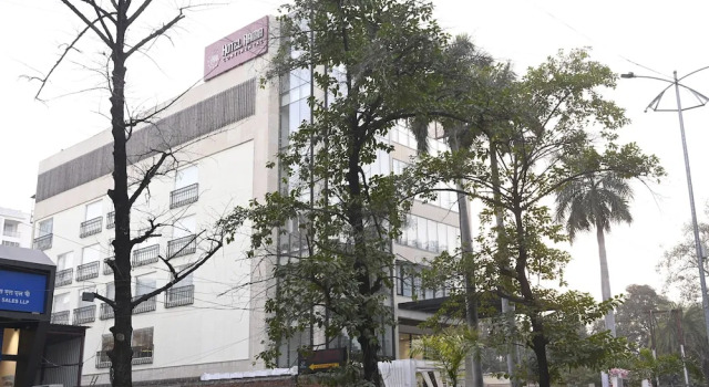 Hotel Rama Continental, Забронировать Отель Отели Аллахабад 3 звезды, 3*