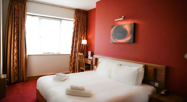 Двухместный номер Superior The Airlink Hotel London Heathrow