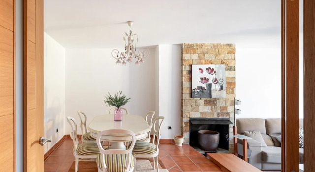 Classy Holiday Home With Swimming Pool, Garden, Bbq, Parking, Забронировать Отель Отели Кульередо 3 звезды, 3*