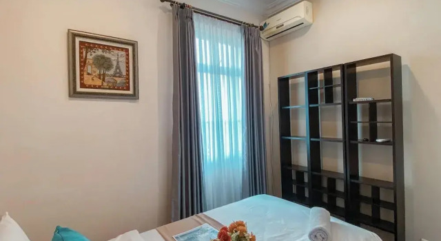 Spacious And Modern Look 3Br Bellezza Apartment, Book Apartment Jakarta Jakarta Province