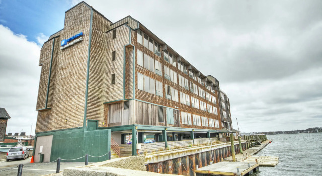 Club Wyndham Inn on Long Wharf