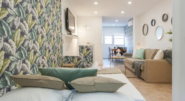 Duplex Atocha Deluxe, Varaa Hotelli Hotellit Madridin maakunta pysäköinnillä, Pysäköinti