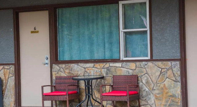 Семейный номер Standard Lakeview Motel