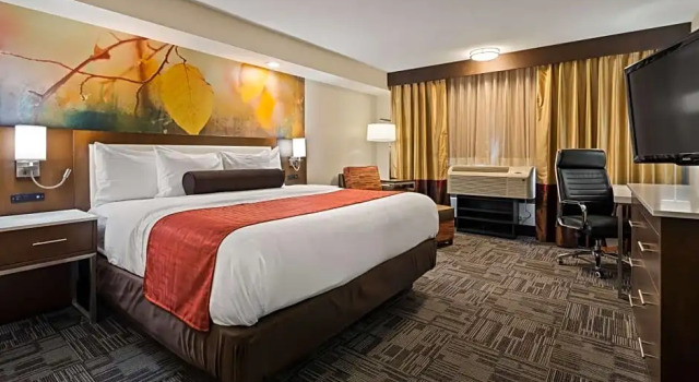 Двухместный люкс c 1 комнатой Holiday Inn Brookfield - Milwaukee by IHG