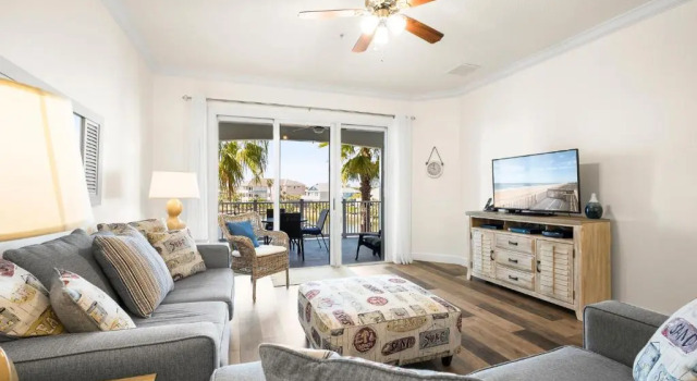 1032 Cinnamon Beach, 3 Bedrooms, Elevator, 2 Heated Pools, Spa, Wifi, New HDTV, Sleeps 6, Забронировать Отель Отели Палм-Кост с бассейном, Бассейн