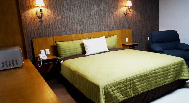 Номер Standard Royal Madero Inn