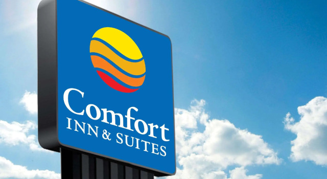 Четырёхместный номер Standard Comfort Inn & Suites Pittsburgh-Northshore