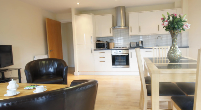 Апартаменты Lodge Drive Serviced Apartments
