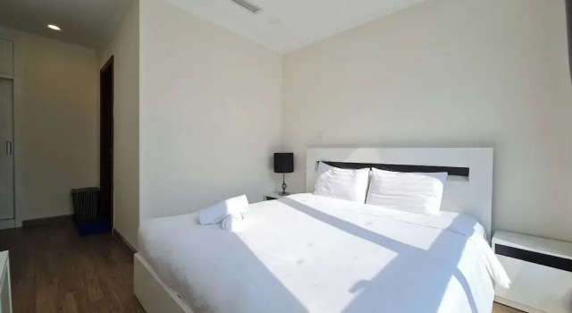 Апартаменты Superior Vinhomes Royal Apartment
