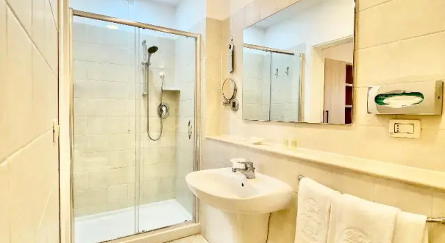Трёхместный номер Standard с балконом Hotel Tirreno