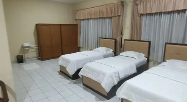 Номер Standard Adia Convention Center Hotel