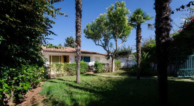 Bungalow Coccinella