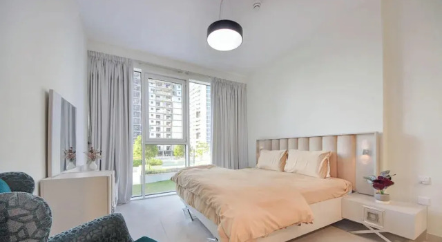 Manzil - Luxury 1BR with Rooftop Pool, Забронировать Апартаменты/квартира Дубай Эмират Дубай, рядом с Max
