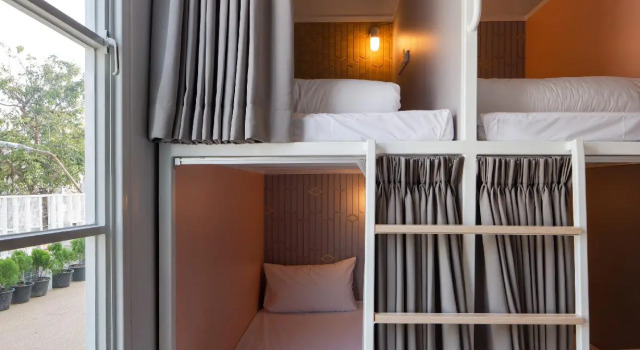 Кровать в общем номере (женский номер) Boxpackers Hostel Phranakorn