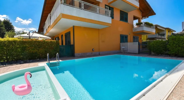 Семейные апартаменты Casa Emma with Pool