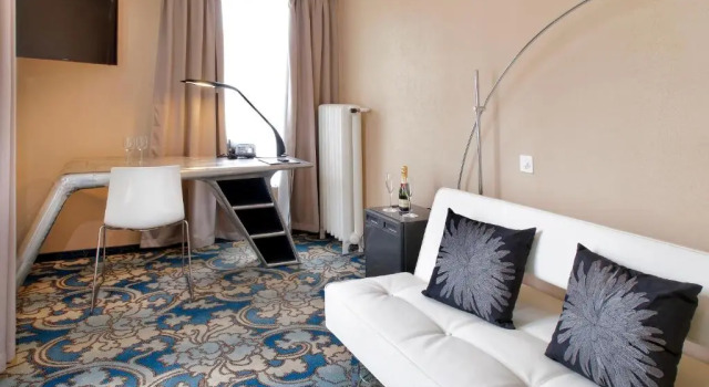Двухместный люкс с видом на город Hôtel la Suite