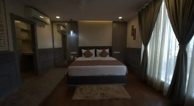 Люкс Premium c 1 комнатой Hotel JSR Continental