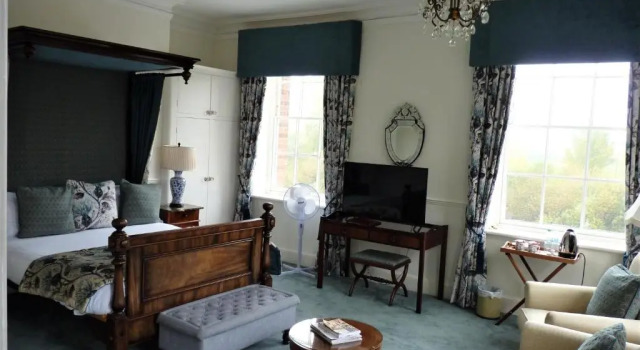 Люкс Diglis House Hotel