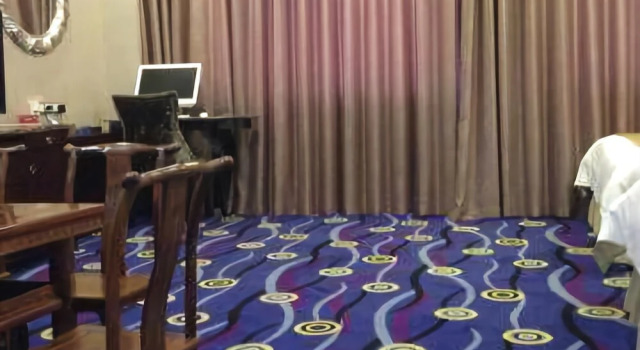Shaoyang Yangguang Hotel, Book Hotel Hotels in Shaoyang County with Parking, Parking