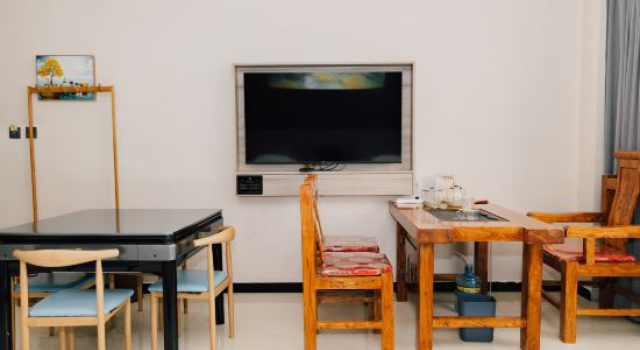 Люкс Huayi Homestay (Wuqiang Yingbin West Street Bailong Shopping Plaza)
