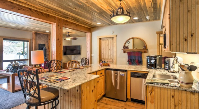 Апартаменты Cozy Buena Vista Apartment < 4 Mi to Main Street!