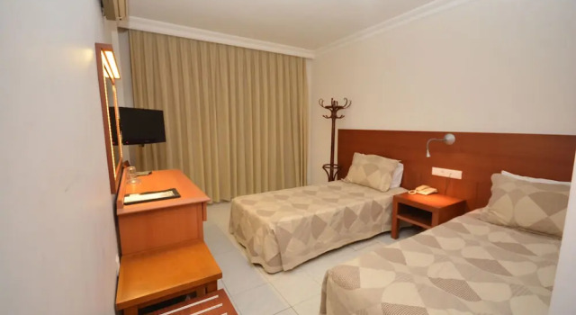 Двухместный номер Standard Saray Hotel