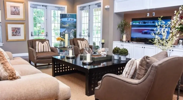 Lucaya 3 Bedroom 2 Bath Townhome With Flat Screen TV