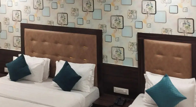 Трёхместный номер Deluxe Hotel Silver Inn, Ahmedabad