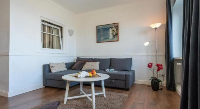 Strandhotel-Heiligenhafen-Wohnung-120-Wellenreiter-Typ-II, Забронировать Отель Хайлигенхафен земля Шлезвиг-Гольштейн