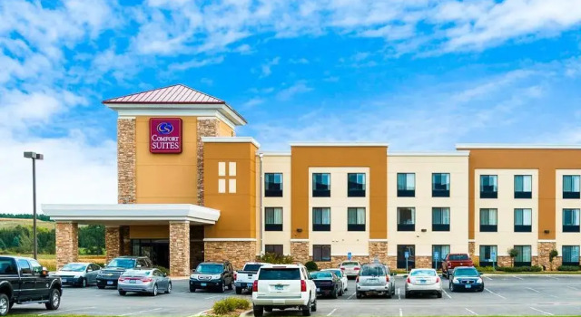 Comfort Suites Rochester, Varaa Hotelli Hotellit Minnesota pysäköinnillä, Pysäköinti