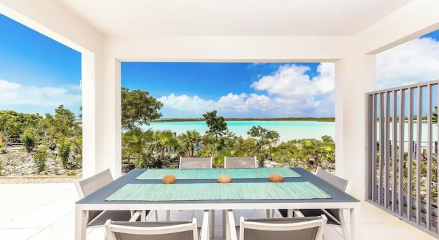 Вилла Waterfront Sunset Views , Cooper Jack Bay Villas