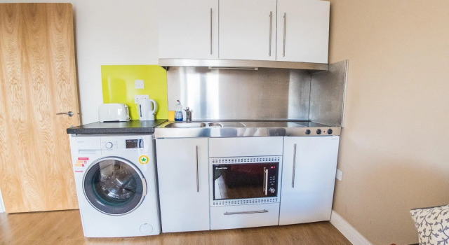 Студия Standard Ilford Tower Apartments
