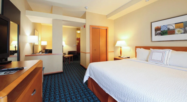 Двухместный люкс Fairfield Inn & Suites by Marriott Cordele