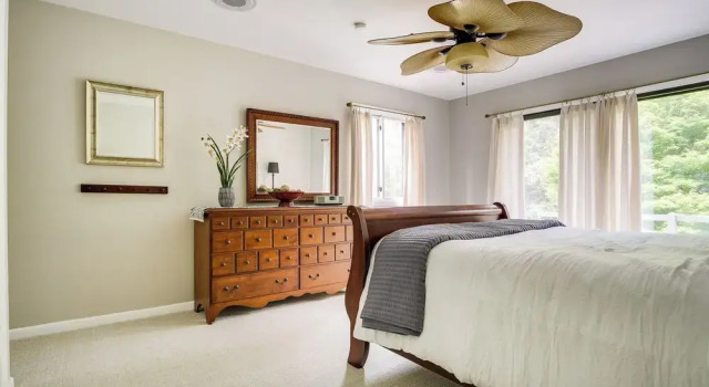 Коттедж 3 Mi to Downtown: Inviting Lancaster Home!