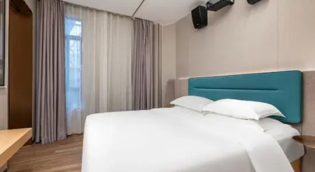 Люкс Deluxe CHEERMAY HOTELS·Guangzhou Shangxiajiu Pedestrian Street Branch