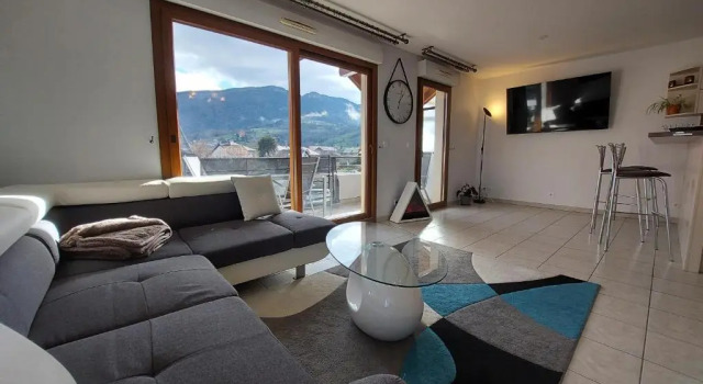 Au cœur de St Jorioz, spacieux appartement avec terrasse et vue montagne., Забронировать Апартаменты/квартира Апартаменты Сен-Жорьо, Апартаменты/квартира