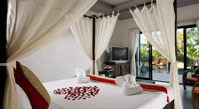 Phu-Ke-Ta, The Hip Service Apartment & Hotel, Забронировать Апартаменты/квартира Ратсада остров Пхукет