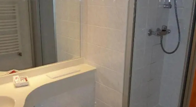Номер Standard Hotel Goldener Fasan