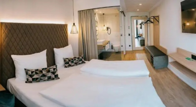 Двухместный номер Superior LOOM Hotel & Skybar